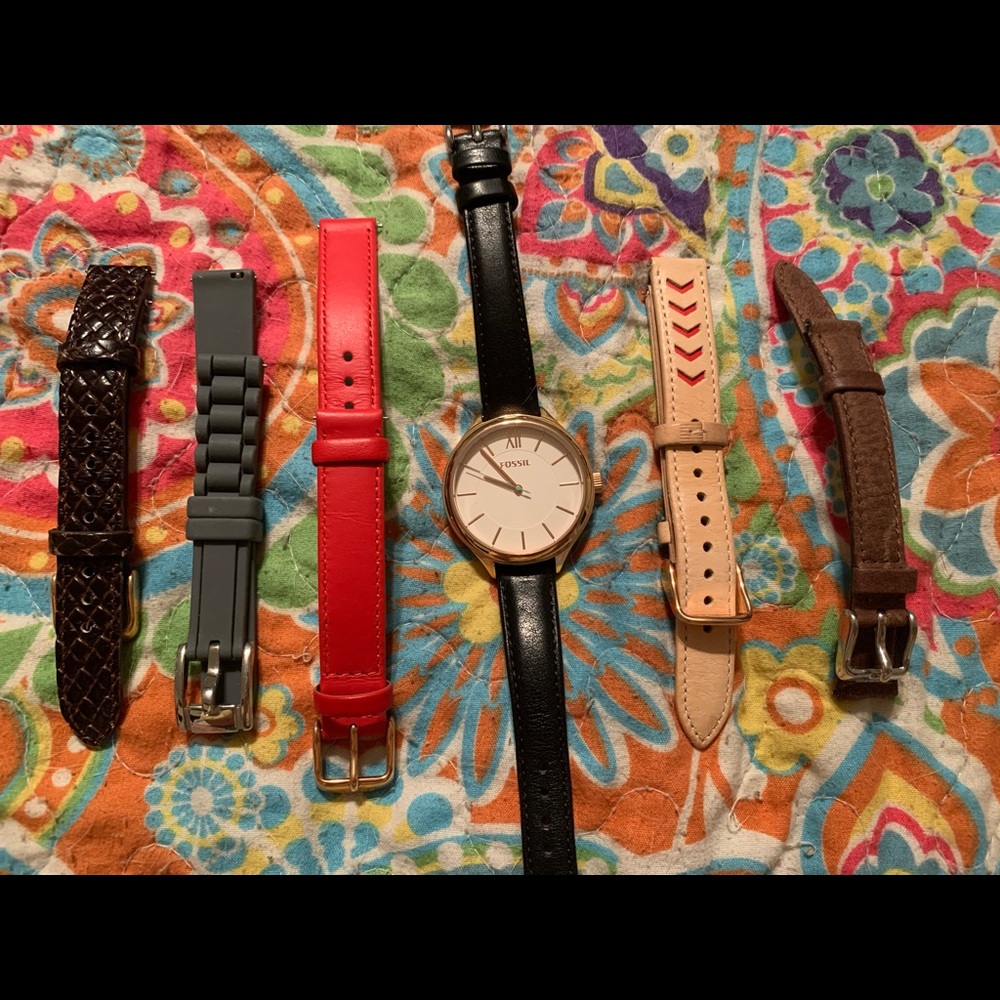 Fossil Watch - Picture 3 of 3